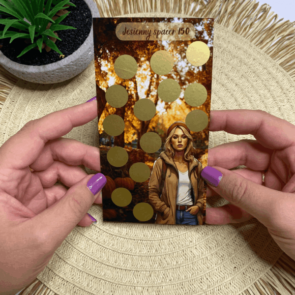 Zdrapka oszczędnościowa w jesiennym klimacie